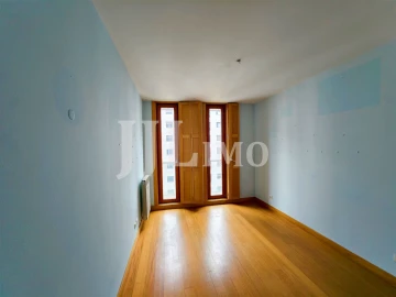 Apartamento T4 para Venda em Parque das Nações
