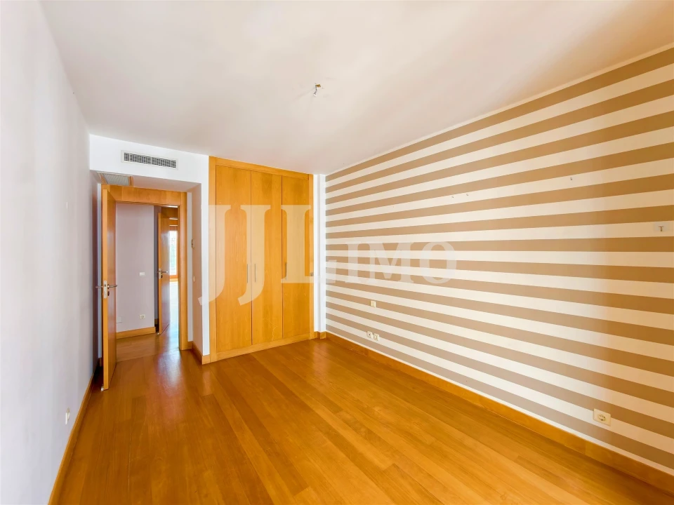 Apartamento T4 para Venda em Parque das Nações Foto 24