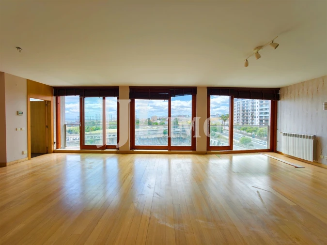Apartamento T4 para Venda em Parque das Nações Foto 11