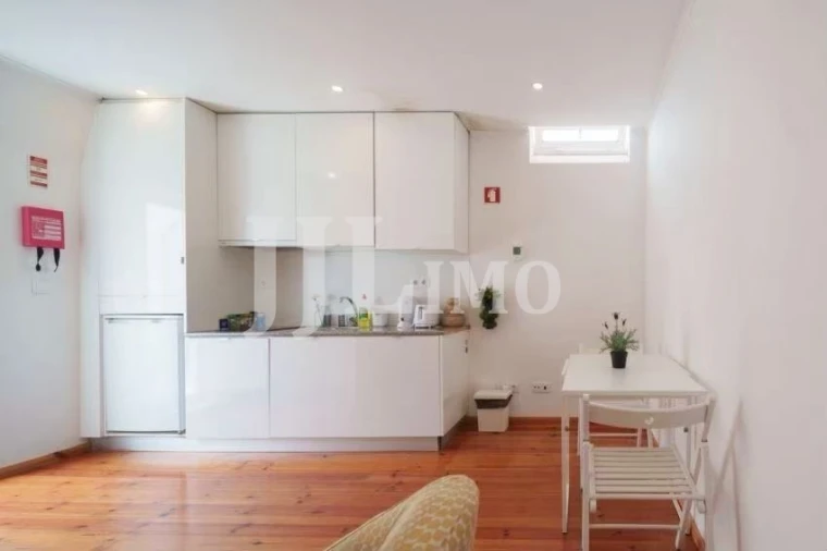 Apartamento T1 para Arrendamento em Arroios Foto 8