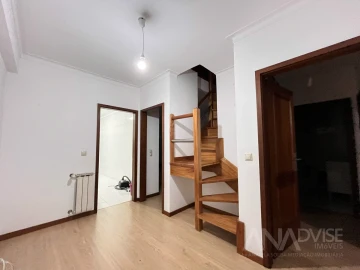 Apartamento T3 para Arrendamento em Viseu