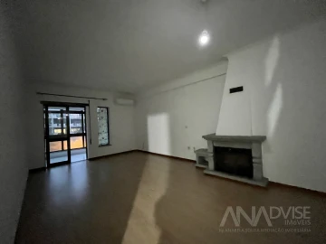 Apartamento T3 para Arrendamento em Viseu