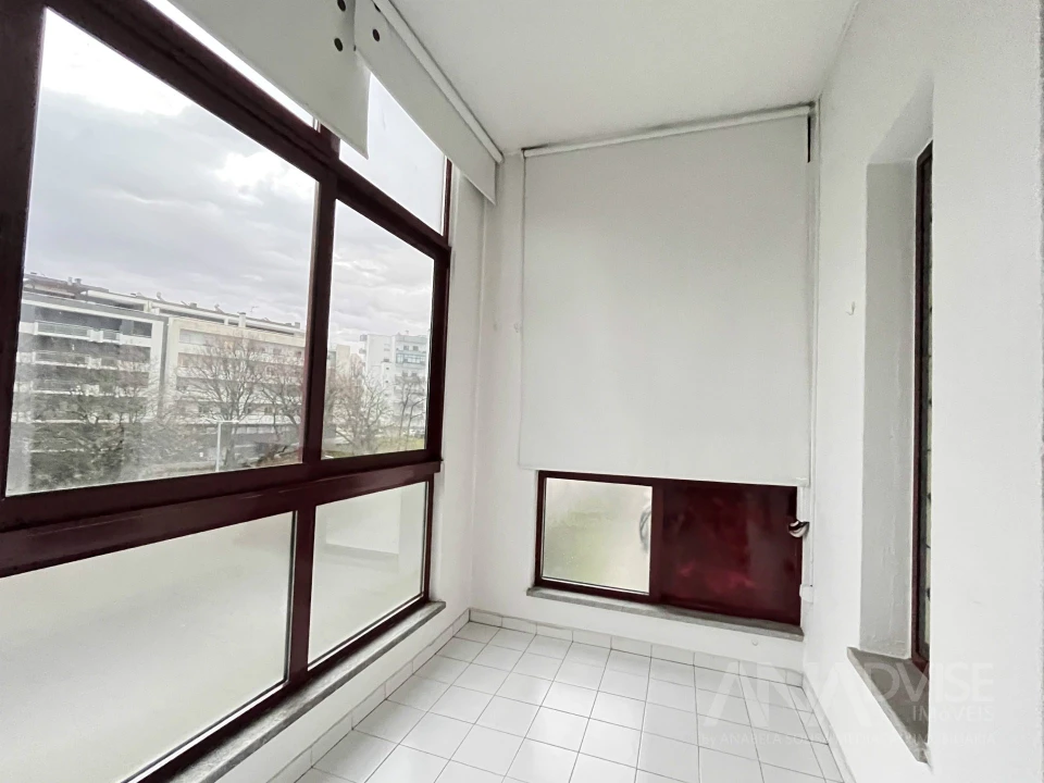 Apartamento T3 para Arrendamento em Viseu Foto 4