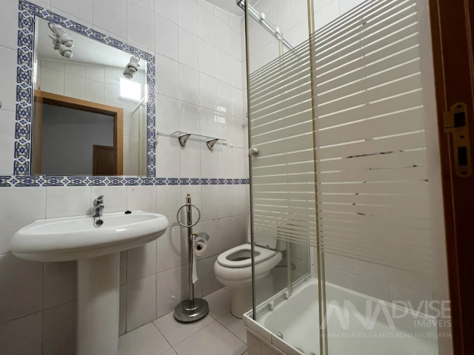 Apartamento T3 para Arrendamento em Viseu Foto 7