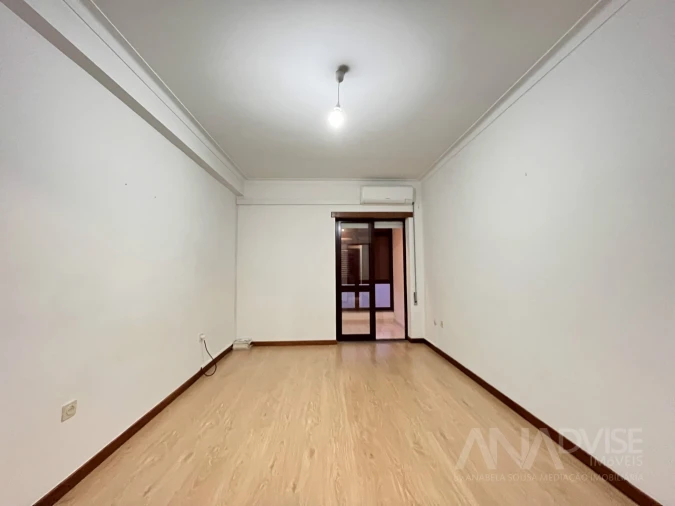 Apartamento T3 para Arrendamento em Viseu Foto 21