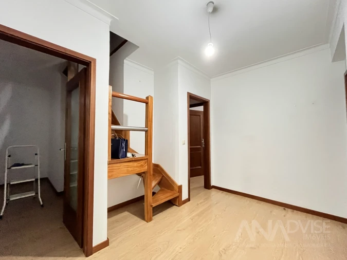 Apartamento T3 para Arrendamento em Viseu Foto 14