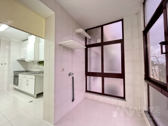 Apartamento T3 para Arrendamento em Viseu Foto 11