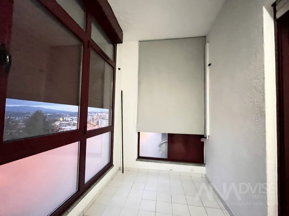 Apartamento T3 para Arrendamento em Viseu Foto 26