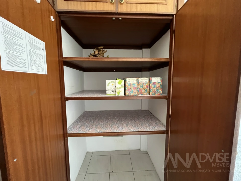 Apartamento T2 para Venda em Viseu Foto 6
