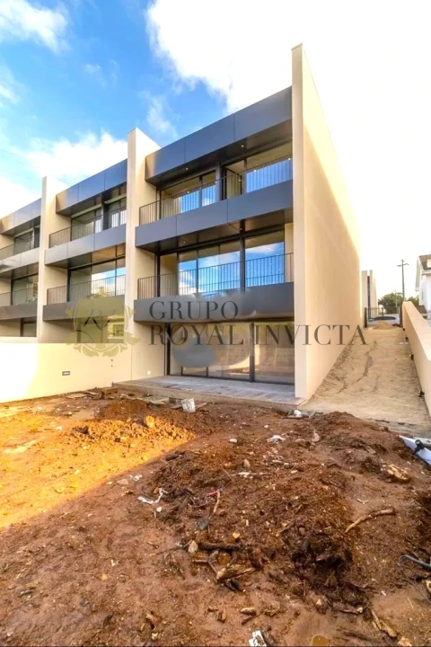 Moradia T3 para Venda em Fânzeres e São Pedro da Cova