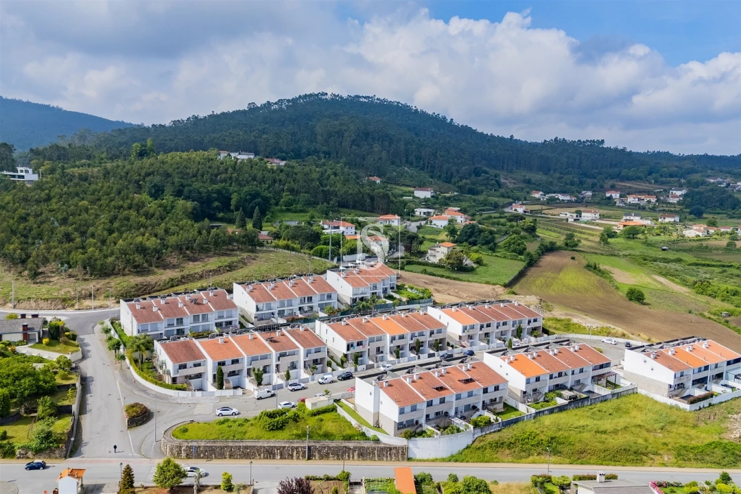 Moradia T4 para Venda em Gamil e Midões Foto 67