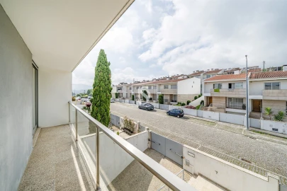 Moradia T4 para Venda em Gamil e Midões