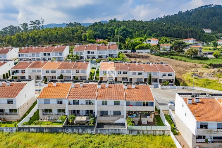 Moradia T4 para Venda em Gamil e Midões Foto 70