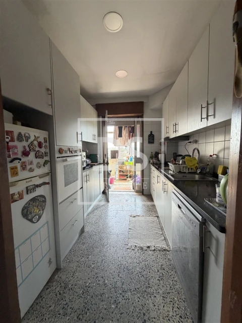 Apartamento T2 para Venda em Cedofeita, Santo Ildefonso, Sé, Miragaia, São Nicolau e Vitória