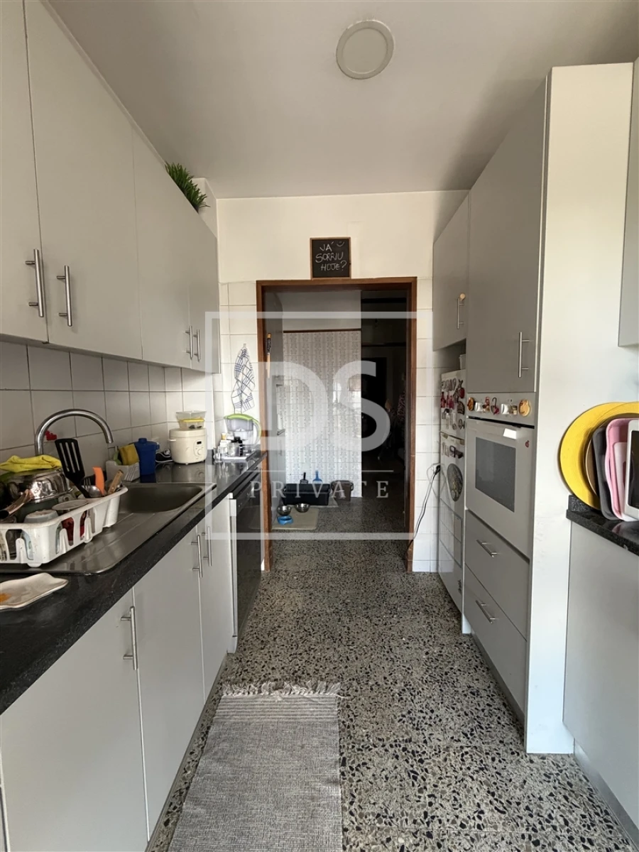 Apartamento T2 para Venda em Cedofeita, Santo Ildefonso, Sé, Miragaia, São Nicolau e Vitória Foto 5