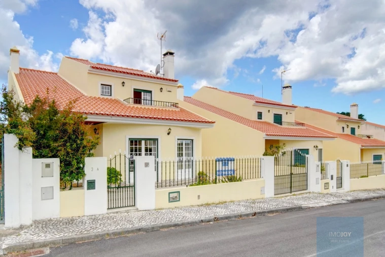 Moradia T3 para Venda em Santa Maria, São Pedro e Matacães Foto 36