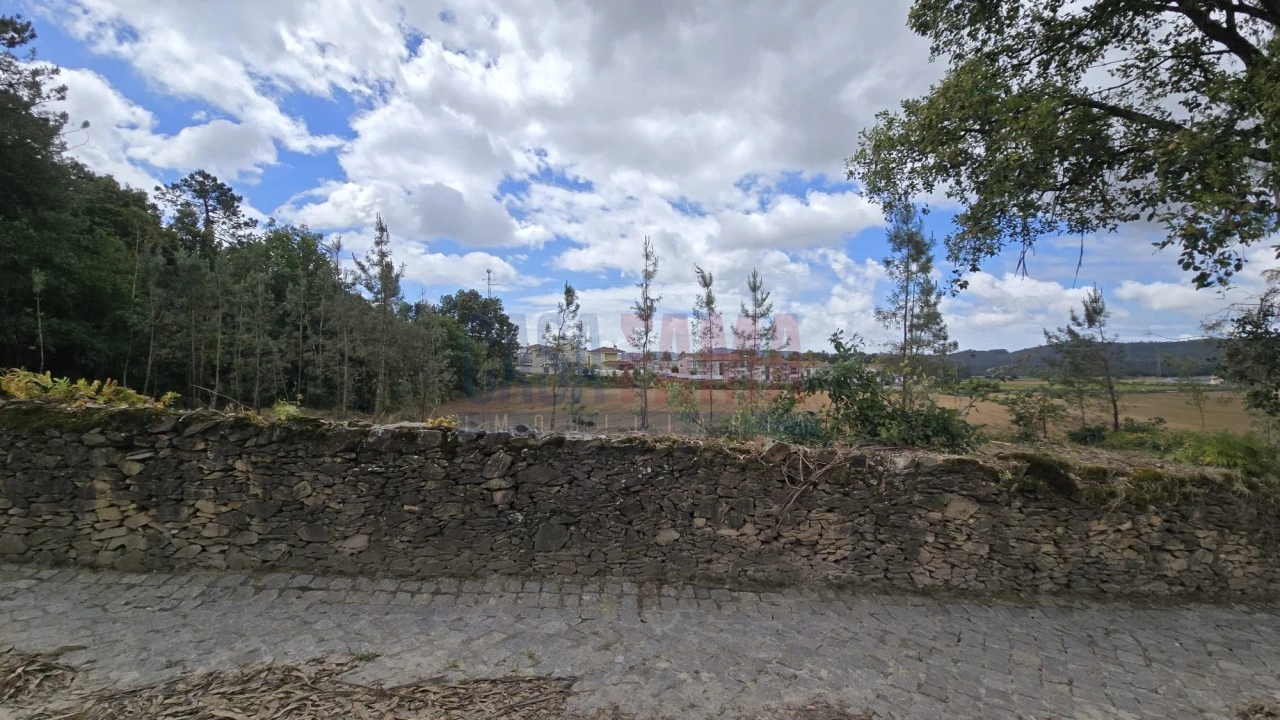 Terreno para Venda em Fradelos Foto 2