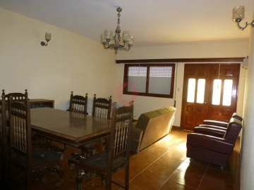 Moradia T4 para Venda em Ceivães e Badim