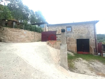 Moradia T3 para Venda em Tangil