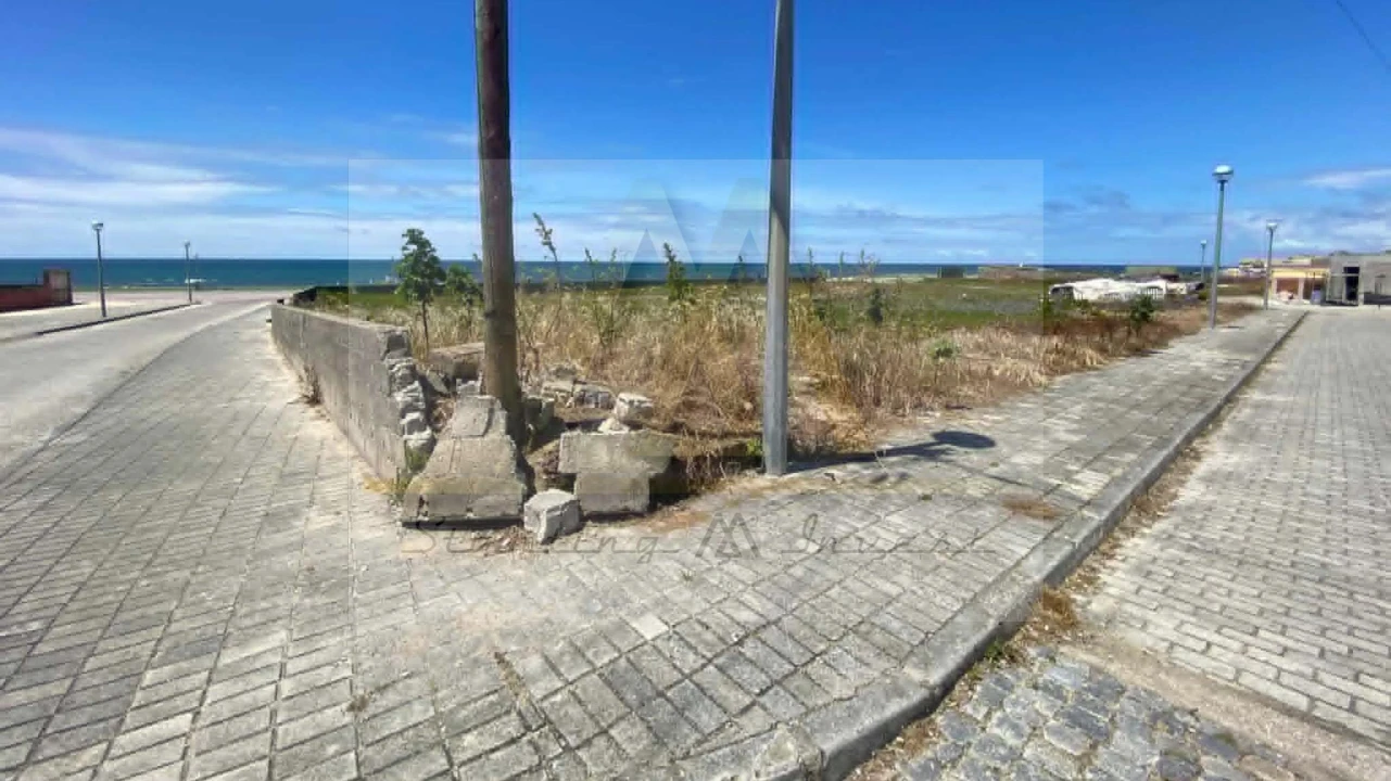 Terreno para Venda em Aguçadoura e Navais Foto 8