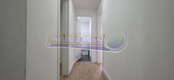Apartamento T3 para Venda em Póvoa de Santa Iria e Forte da Casa