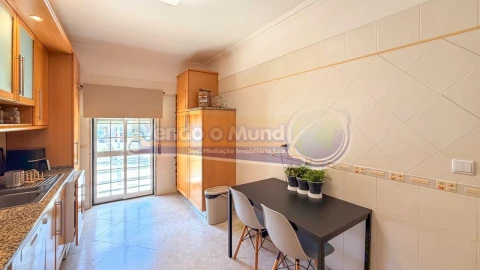 Apartamento T2 para Venda em Samora Correia
