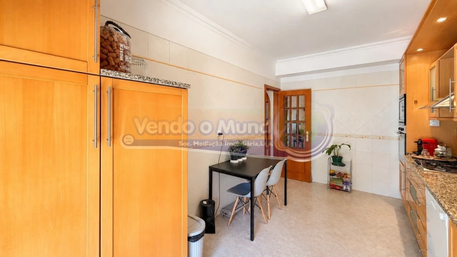 Apartamento T2 para Venda em Samora Correia Foto 8