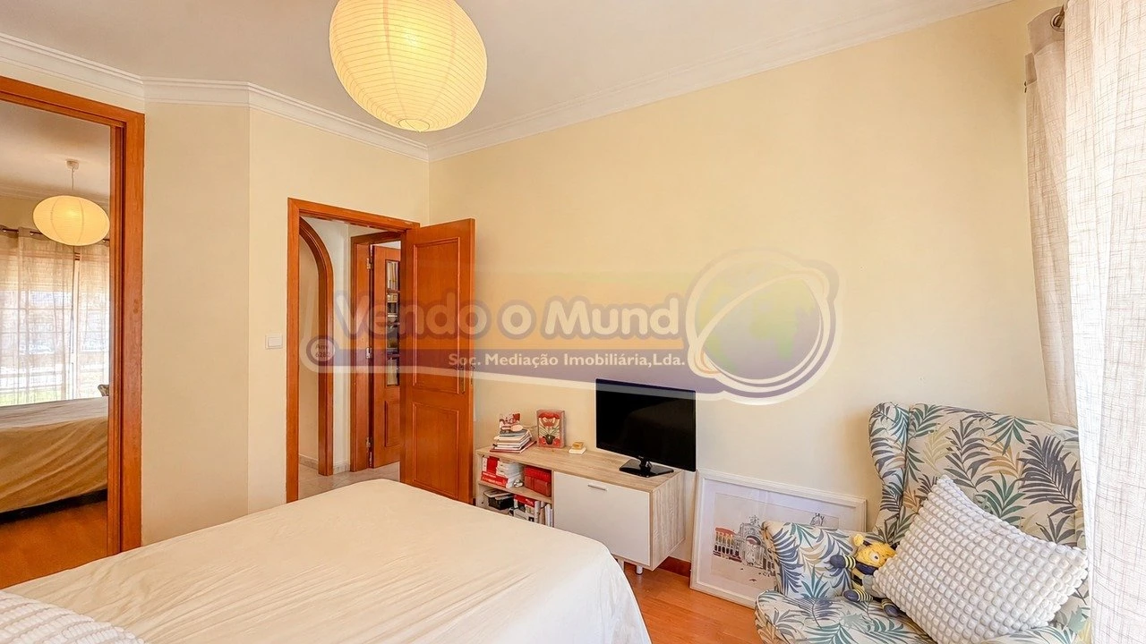 Apartamento T2 para Venda em Samora Correia Foto 18