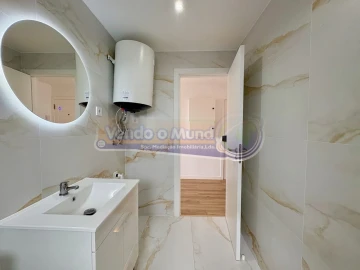 Apartamento T2 para Venda em Águas Livres