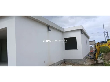 Moradia T3 para Venda em Souto da Carpalhosa e Ortigosa