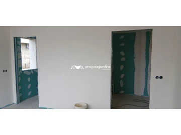 Moradia T3 para Venda em Souto da Carpalhosa e Ortigosa