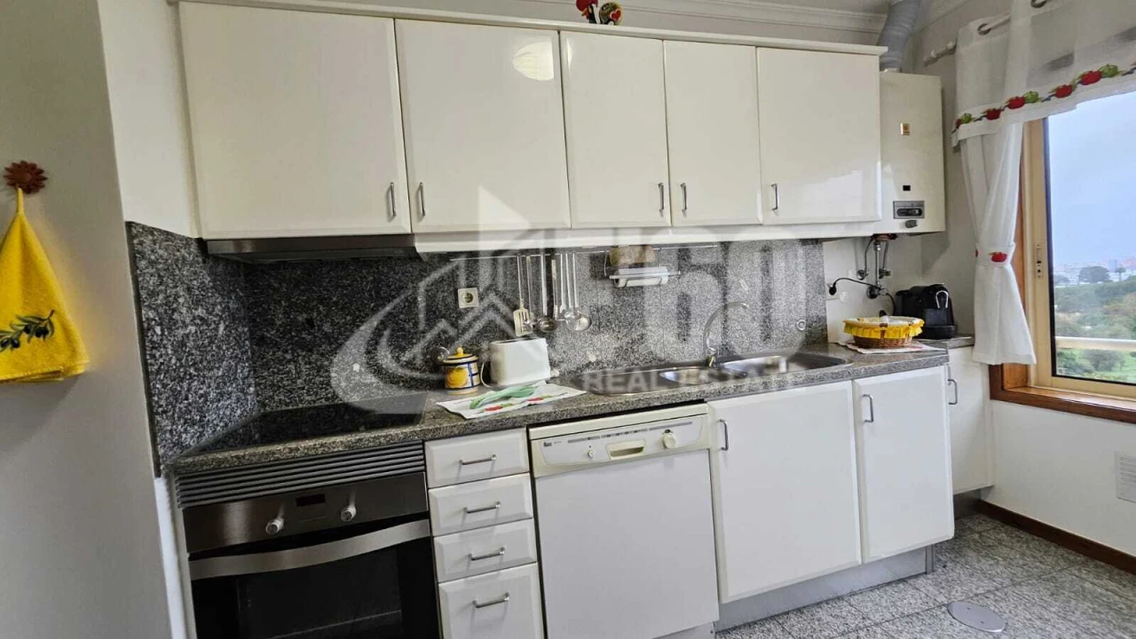 Apartamento T3 para Venda em Canidelo Foto 8