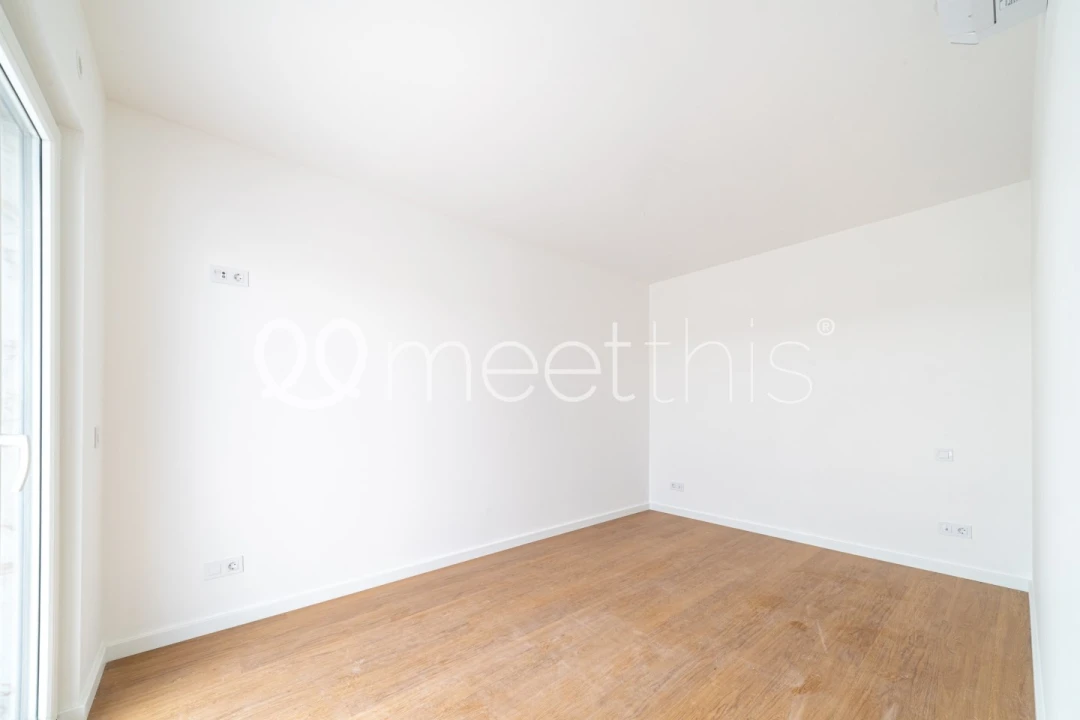 Apartamento T2 para Venda em Venteira Foto 15