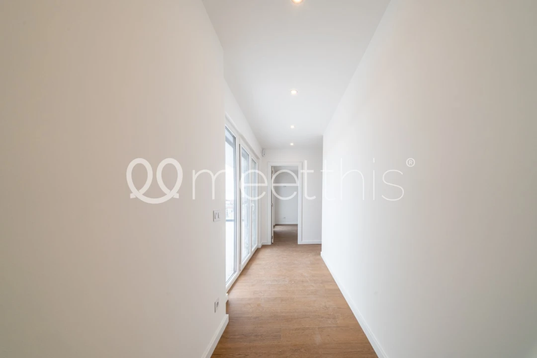 Apartamento T2 para Venda em Venteira Foto 20