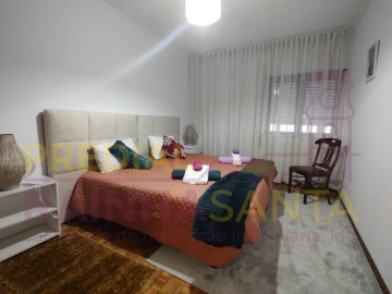 Apartamento T2 para Arrendamento em Santa Clara e Castelo Viegas