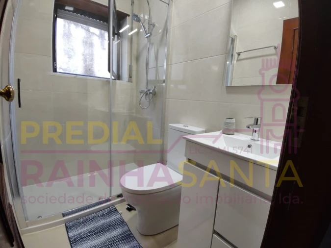 Apartamento T2 para Arrendamento em Santa Clara e Castelo Viegas Foto 6
