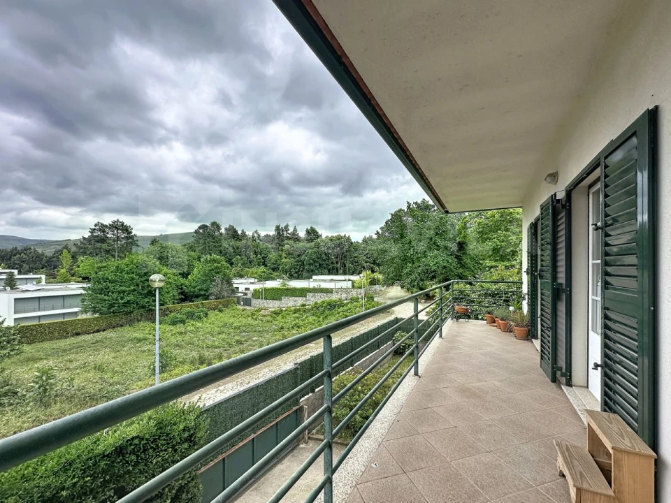 Moradia T3 para Venda em Venade e Azevedo Foto 15