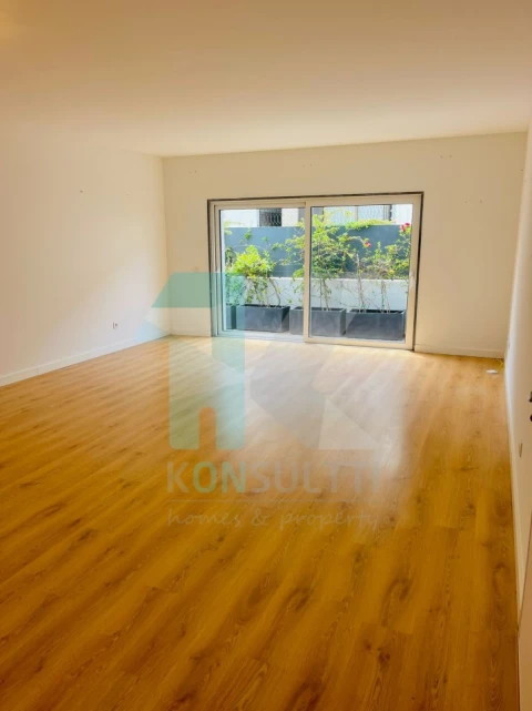 Apartamento T2 para Arrendamento em Cascais e Estoril