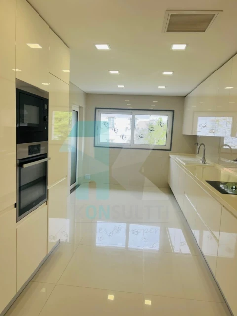 Apartamento T2 para Arrendamento em Cascais e Estoril
