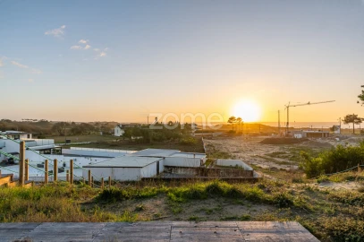 Moradia T2 para Arrendamento em Chafe