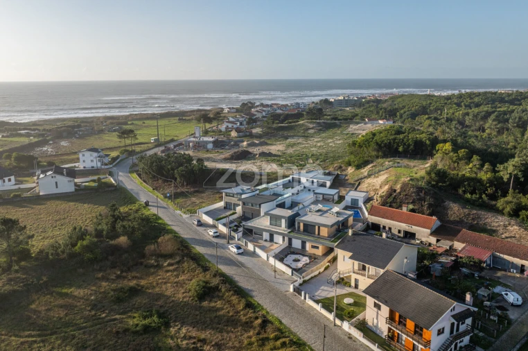 Moradia T2 para Arrendamento em Chafe Foto 44