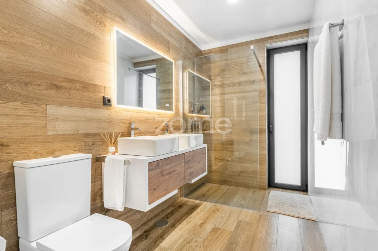 Moradia T2 para Arrendamento em Chafe Foto 16