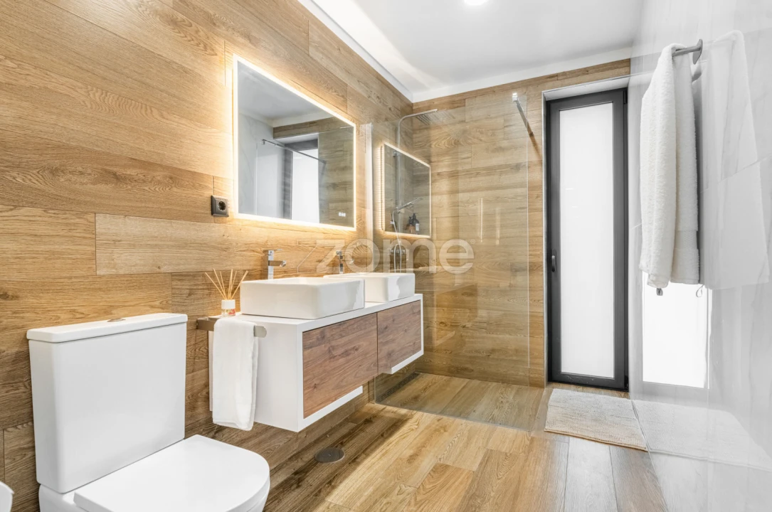 Moradia T2 para Arrendamento em Chafe Foto 16