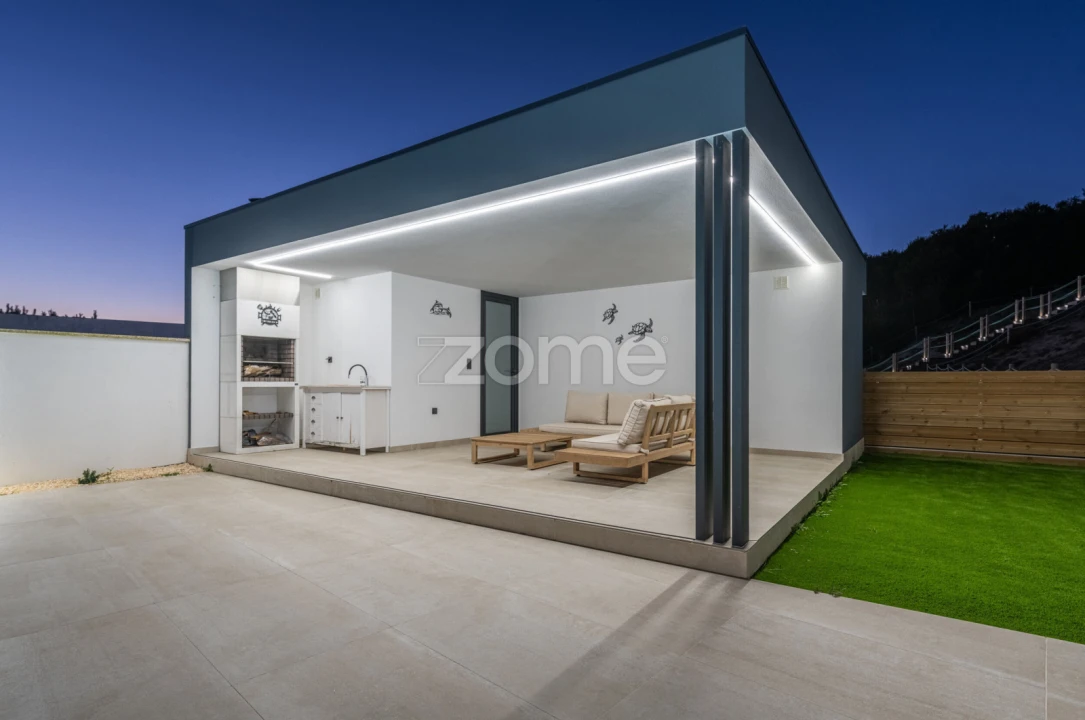 Moradia T2 para Arrendamento em Chafe Foto 33
