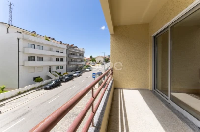 Apartamento T2 para Venda em Vilar de Andorinho