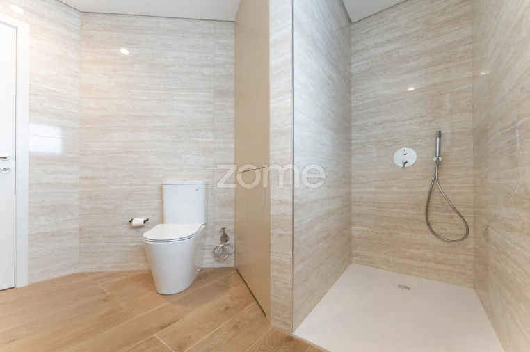 Apartamento T2 para Venda em Vilar de Andorinho Foto 22