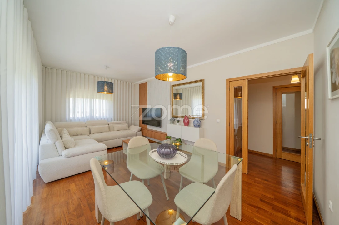 Apartamento T3 para Venda em Silvalde Foto 1