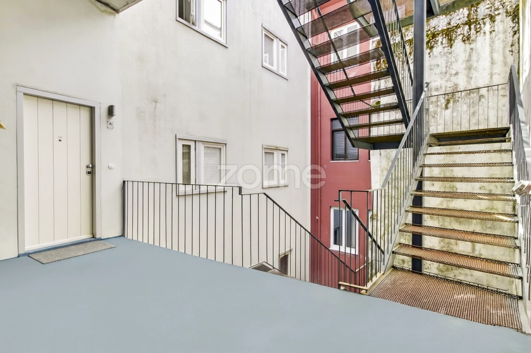 Apartamento T2 para Venda em Cedofeita, Santo Ildefonso, Sé, Miragaia, São Nicolau e Vitória Foto 26