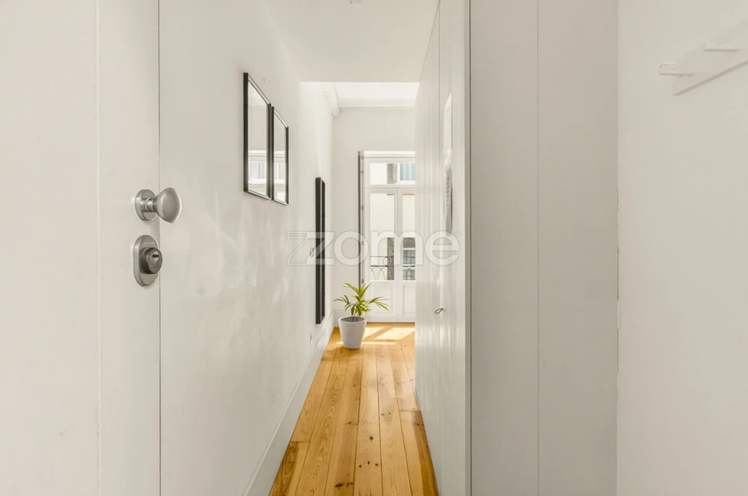 Apartamento T2 para Venda em Cedofeita, Santo Ildefonso, Sé, Miragaia, São Nicolau e Vitória Foto 5