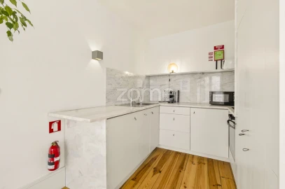 Apartamento T3 para Venda em Cedofeita, Santo Ildefonso, Sé, Miragaia, São Nicolau e Vitória